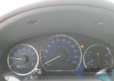 2010 Toyota Sienna Xle z USA, uszkodzony, nr VIN 5TDDK4CC1AS031488